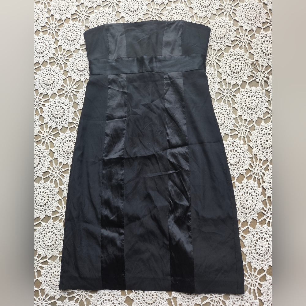 Vintage Express Black Strapless Satin Sheath Dress